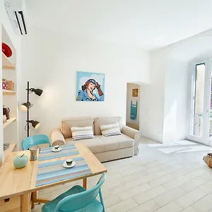 Buro Bed & Relax Parme